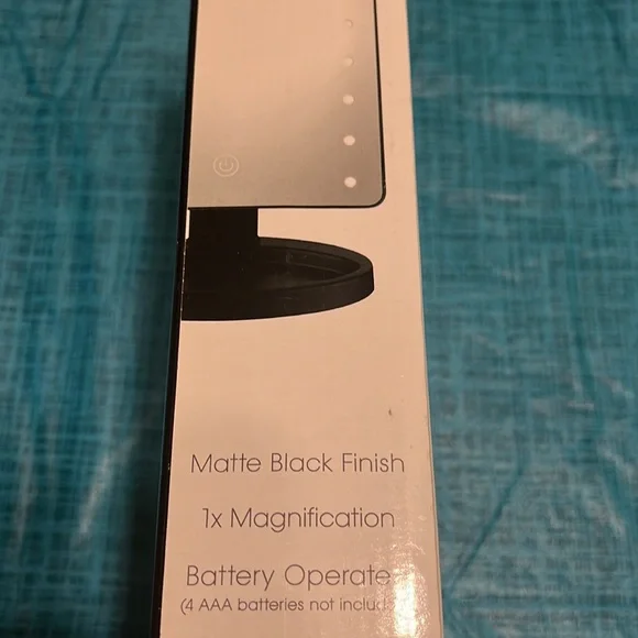 Lighted Makeup Mirror - Picture 5 of 5